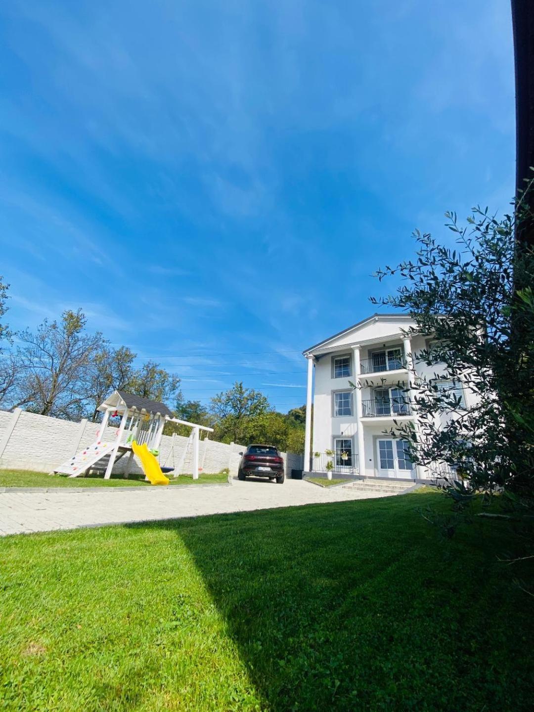 Green Hill Villa Călimăneşti Kültér fotó